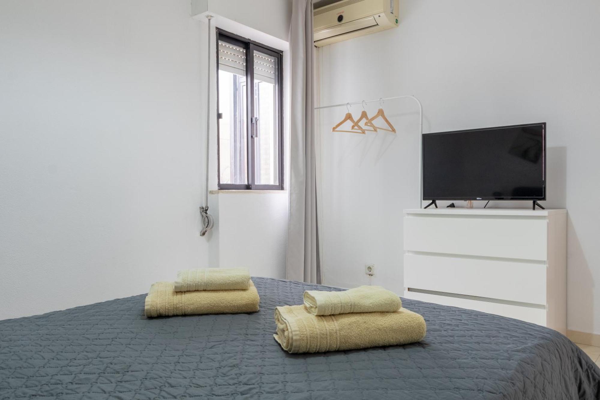 Blife Martinya House - Private Rooms And Apartments Olhao Luaran gambar